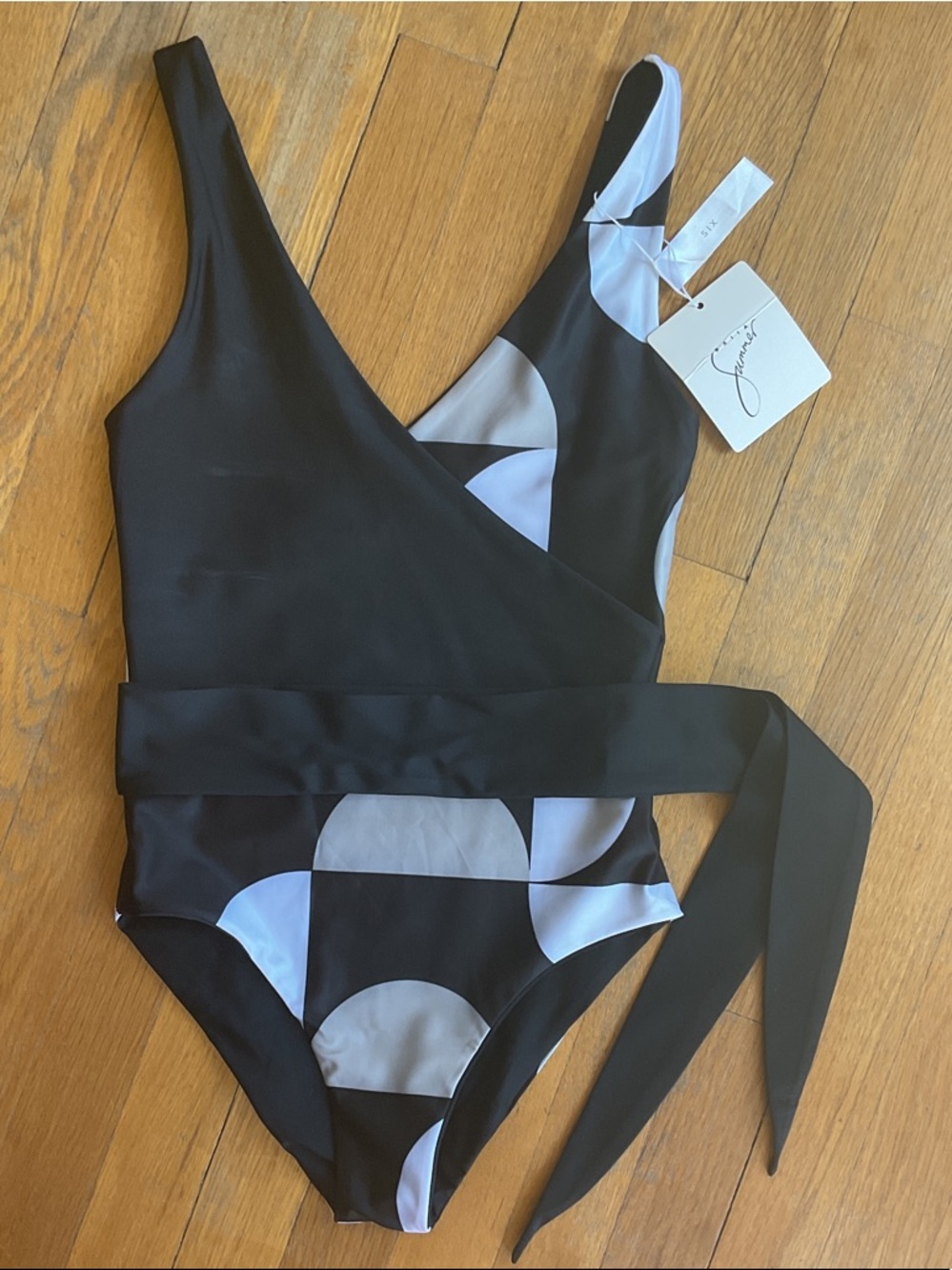 Baiia Reversible Wrapsuit